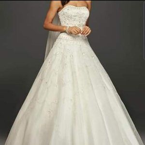 Olge Cassini Ball Gown